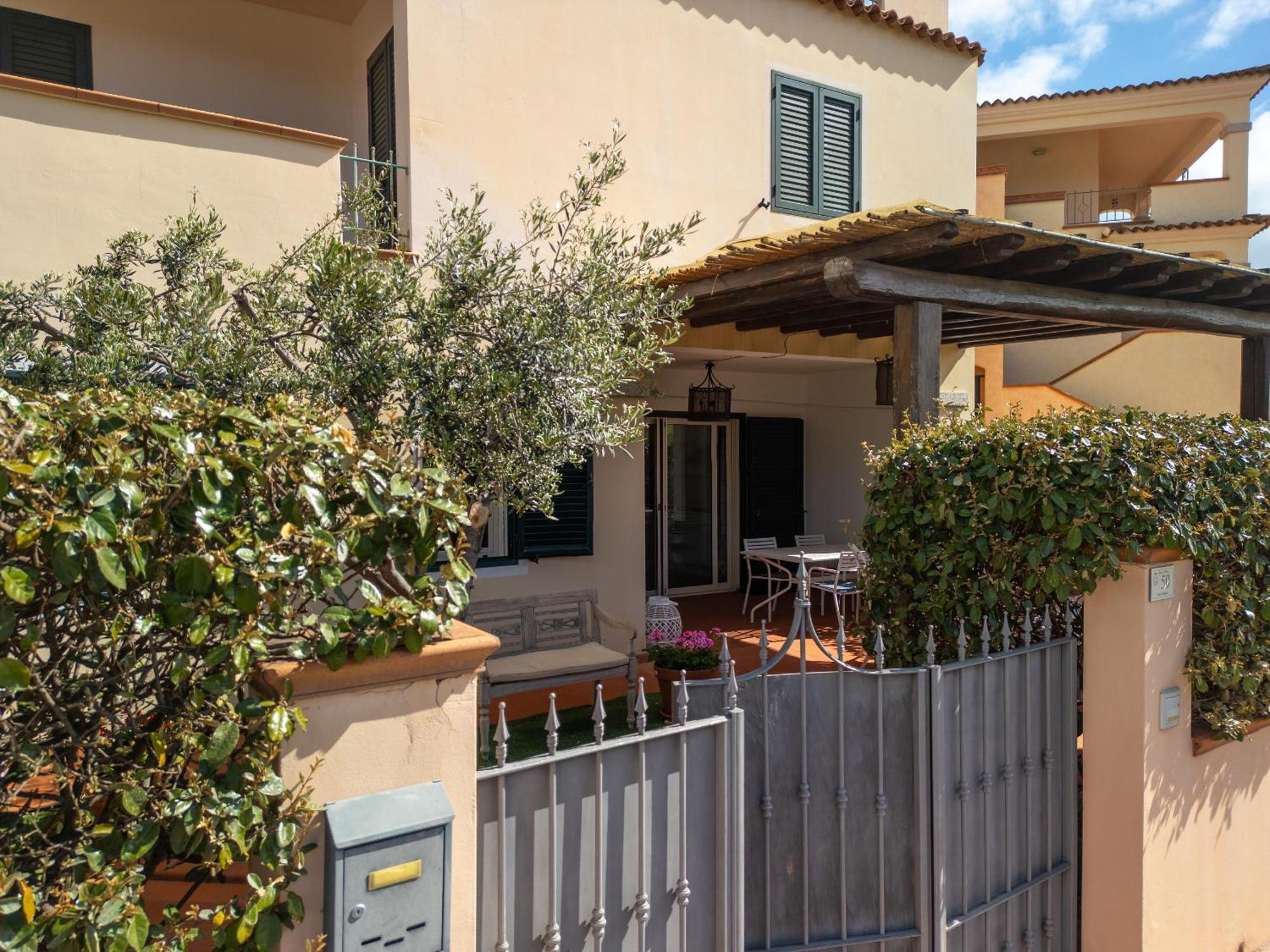 Orosei Home Holidays - Sa Vadde Cala Liberotto Ngoại thất bức ảnh